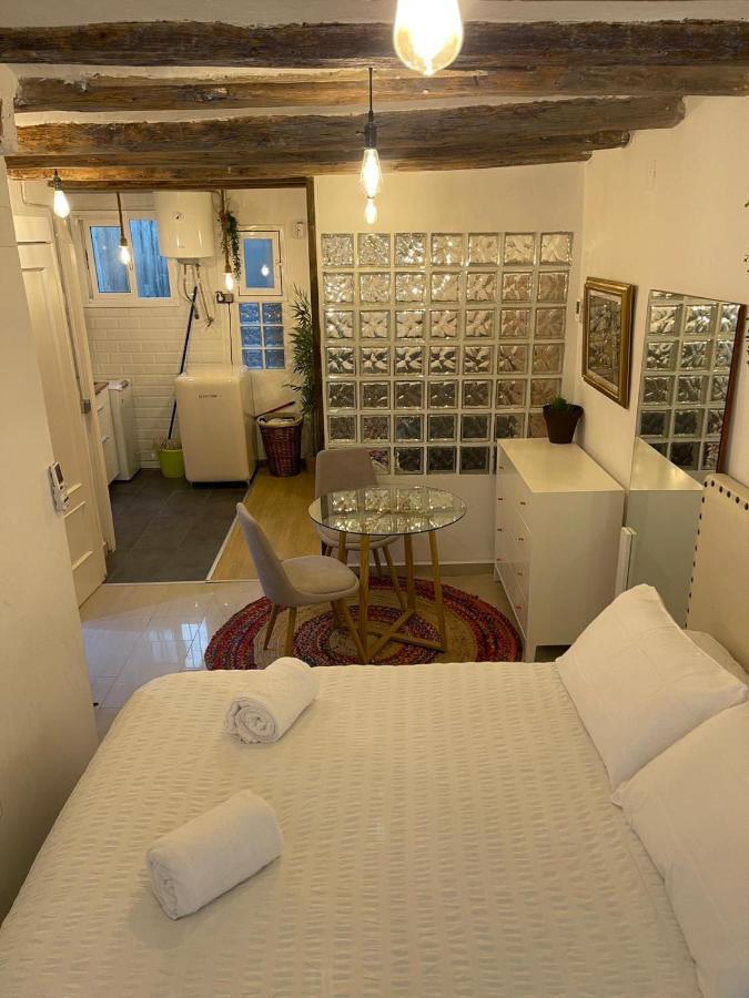 La Curiosa Del Casc Antic Apartman Tarragona Kültér fotó