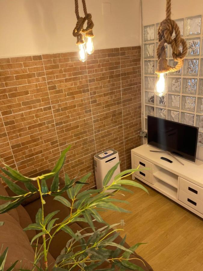 La Curiosa Del Casc Antic Apartman Tarragona Kültér fotó